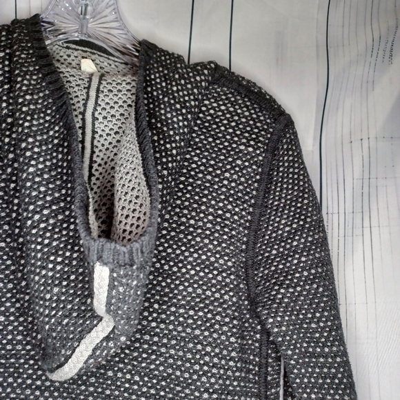 lvivva by Lululemon girls jacket - Picture 11 of 13